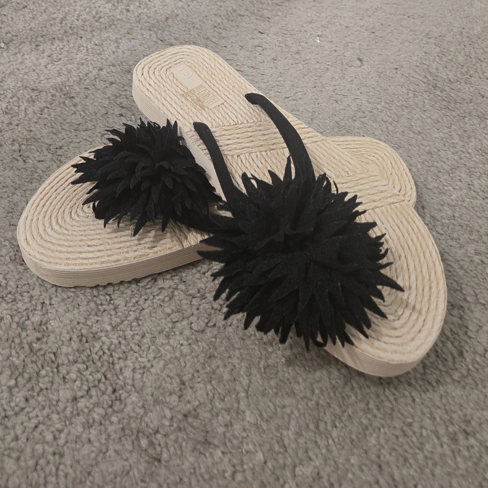 Black Floral Women's Sandals - Picture 7 of 8